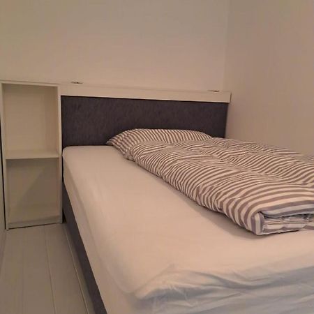 Appartamento Ruhige Art-Garconniere Mit Balkon Vienna Esterno foto